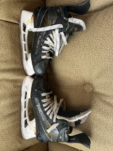 2020 Bauer Supreme 3S Pro Hockey Skates Regular Width 6.5 (Used)