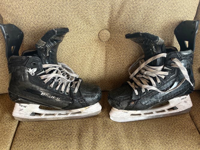 2022 Bauer Supreme Mach Hockey Skates 6.5 (Used)