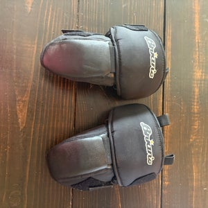Brian's Goalie Knee Guards (Used)