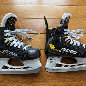 Bauer Supreme M4 Hockey Skates Regular Width Size 1.5 (Used)