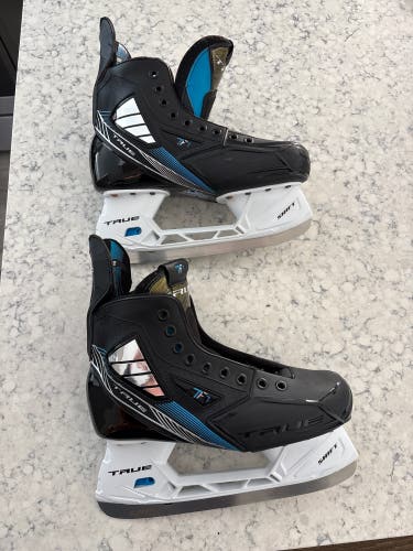 2021 True TF7 Hockey Skates Regular Width 6.5 (Used)