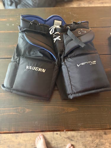 Medium Vaughn Goalie Pants (New)