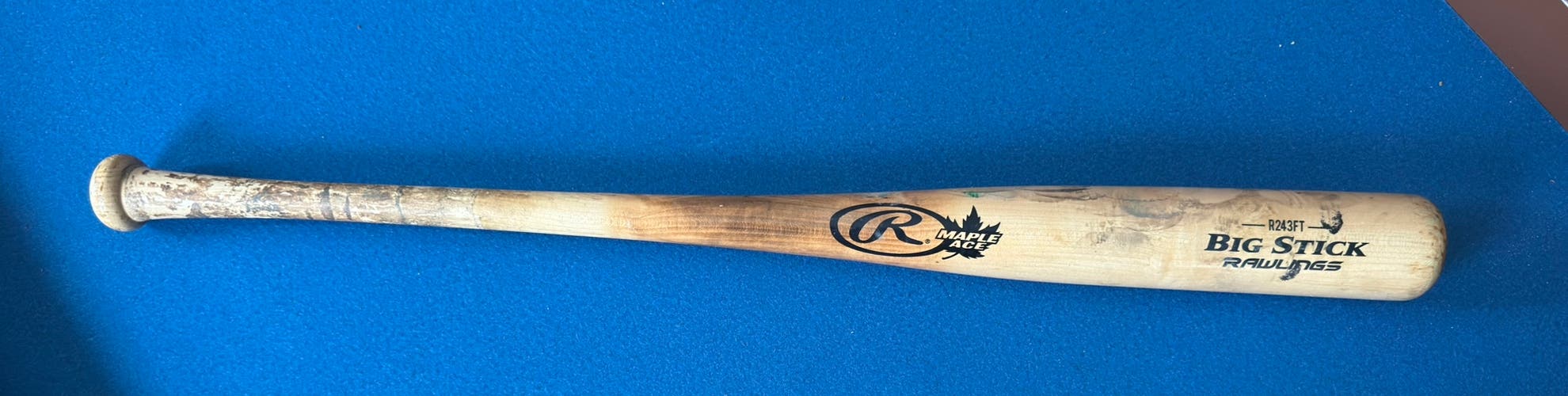 Rawlings R243 Big Stick Pro Maple Bat (-3) 29 oz 32" (Used, BROKEN)