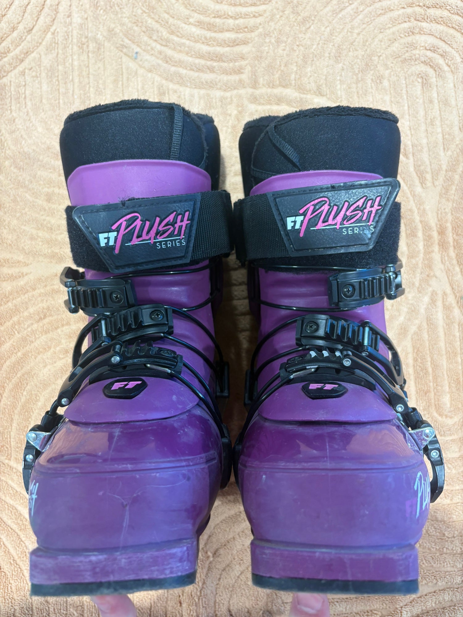 Full Tilt Plush 4 Ski Boots | Used and Closeout