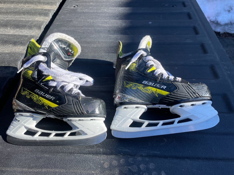 Bauer Vapor X4 Hockey Skates 12 (Used)