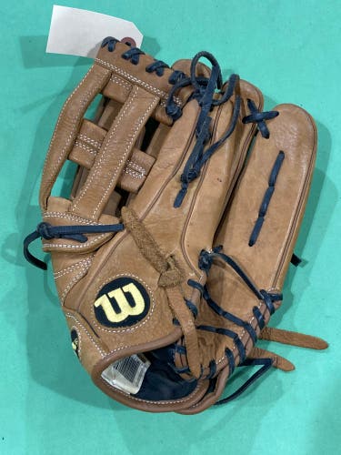 Wilson A950 RH Outfield Baseball Glove 12.75" (Used)