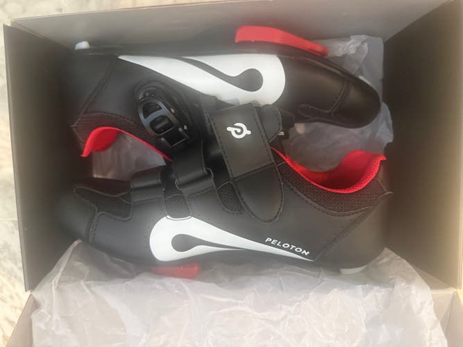 Women's Size 9 Peloton Bike Shoes (New)