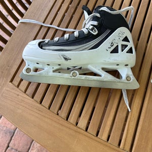 Reebok 4K Hockey Goalie Skates Size 9 (Used) has brand new sharpened steel!