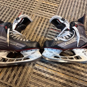Bauer Vapor X700 Hockey Skates Regular Width 7.5 (Used)