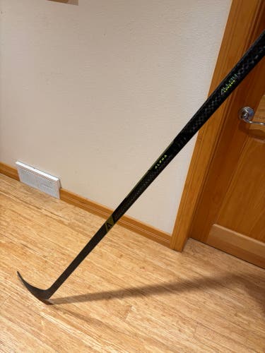 Senior Warrior Alpha LX3 Pro Left Hand Hockey Stick P28 80 Flex Pro Stock (New)