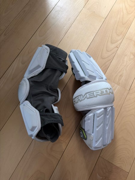 Medium Adult Maverik Max Arm Pads (Used)practically new only couple uses