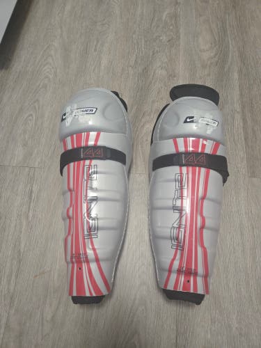 Bauer Ignite Pro 12" Shin Pads (Used)