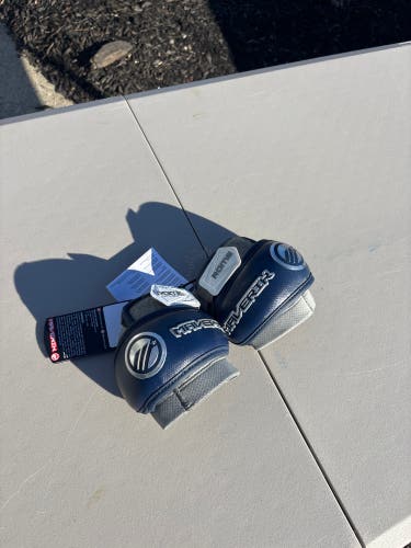 Penn State Lacrosse Large Adult Maverik Rome Elbow Cap Pads (New)