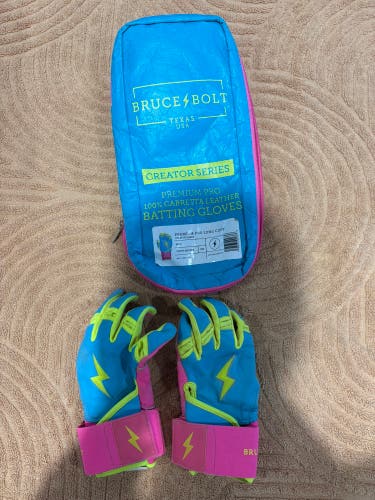 Youth Medium Bruce Bolt Creator Series Batting Gloves (Used)