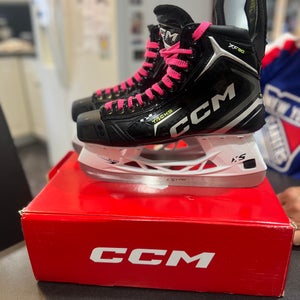 Black 2025 CCM Tacks XF 80 Hockey Skates Regular Width 9 (Used)