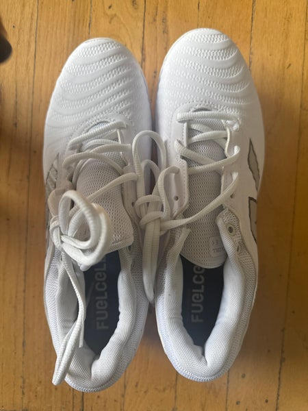 Mens New Balance White FuelCell Molded Cleat PL4040W7