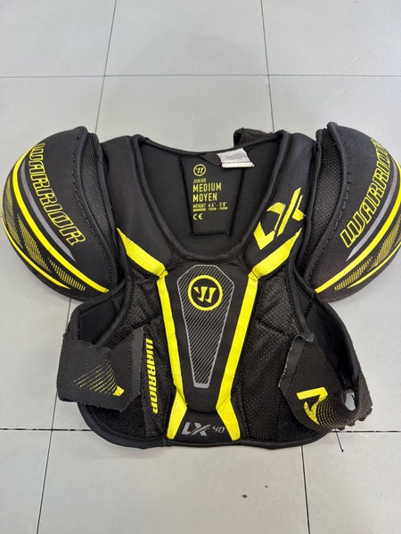 Medium Junior Warrior Alpha LX 40 Shoulder Pads (Used)