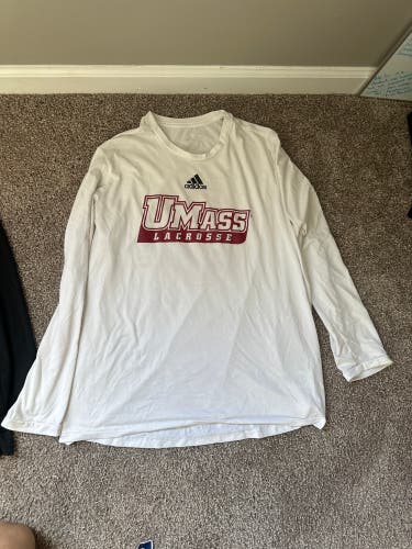 White Large/Extra Large Men's Adidas Shirt (Used)