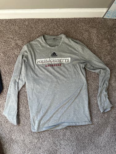 Gray Medium/Large Men's Adidas Shirt (Used)