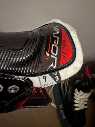 2021 Bauer Vapor 3X Hockey Skates 9 (Used)