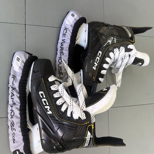 CCM AS-550 Hockey Skates Size 1 (Used)