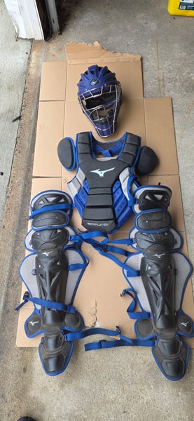 Blue Mizuno Samurai Catcher's Set (Used)