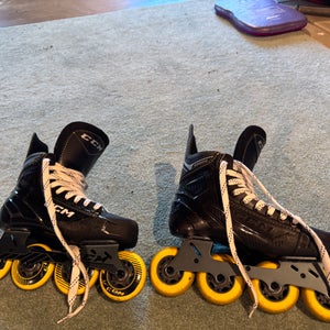 CCM Inline Skates Regular Width Size 5 (Used)