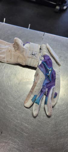 Used Mizuno BB/SB Batting Gloves White MD 11497-S000155789