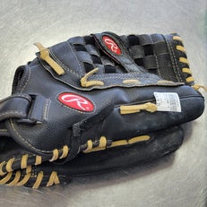 Used Rawlings 14 BB/SB Glove RH Throw Black 14" 11497-S000155785