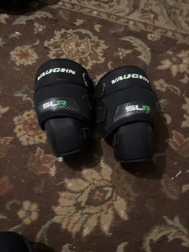 Vaughn SLR jr KNEE PADS (Used)