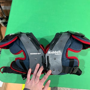 Riddell Pursuit Football Shoulder Pads | Youth 13"-14"