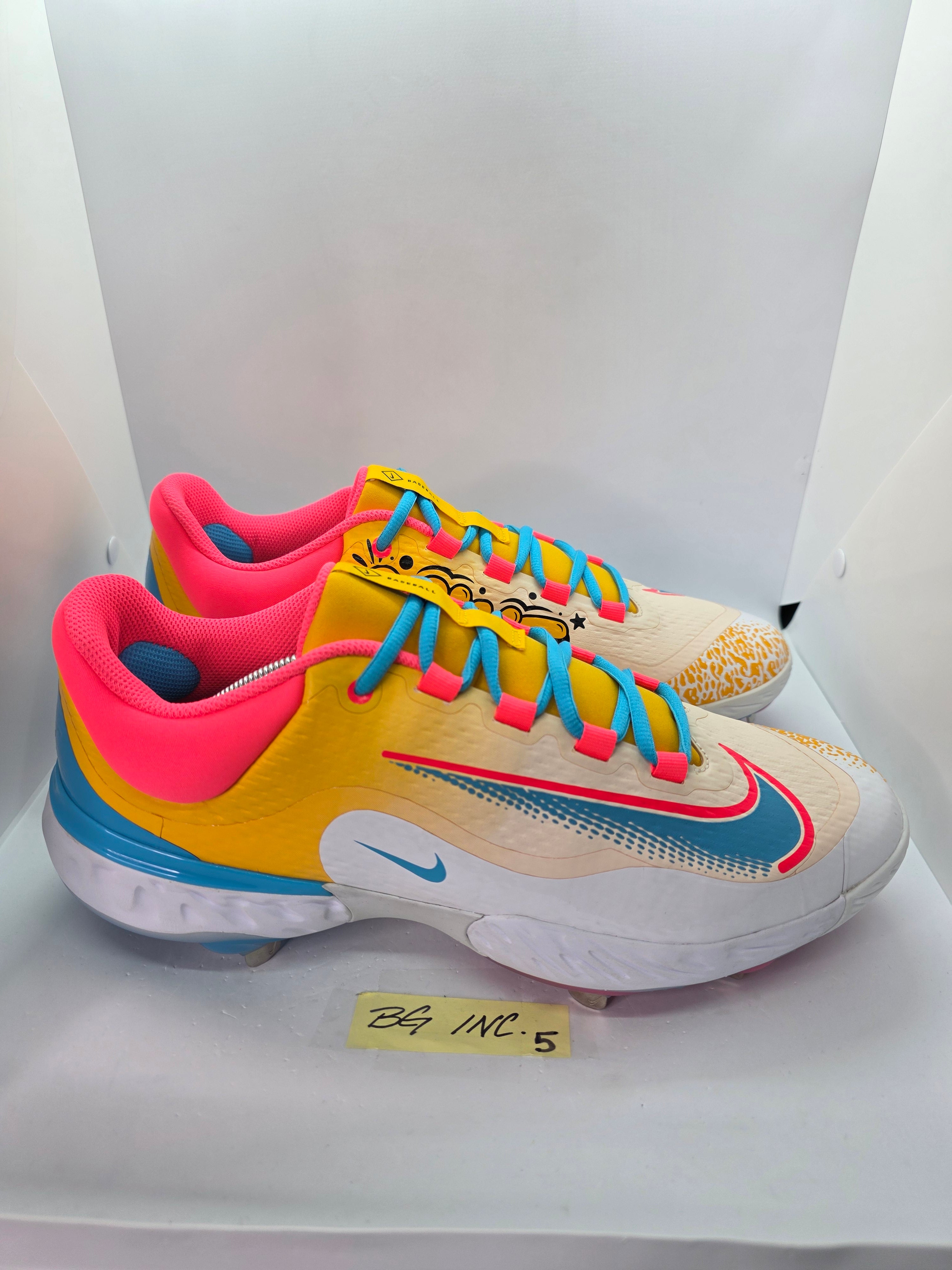 Nike RBI x Alpha Huarache Elite 4 Low Metal Baseball Cleats  display picture 1