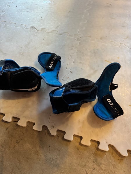 Junior Medium Bauer MS-1 Elbow Pads (Used)