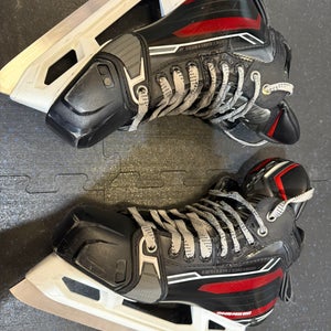CCM EFlex 6 Hockey Goalie Skates Regular Width 6 (Used)