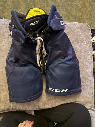Junior Large CCM Super Tacks AS1 Hockey Pants (Used)