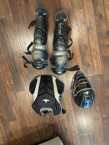 Black All Star System 7 Catcher's Set (Used)