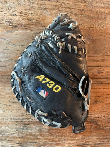 Wilson RH Catcher's A730 Baseball Glove 32.5" (Used)