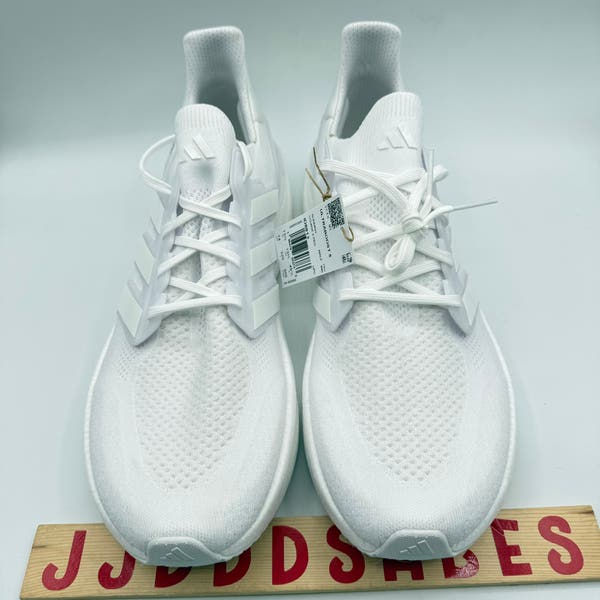 Adidas UltraBoost 5.0 Triple White Shoes Running ID8813 Mens Sz 14 NWT

New Adidas UltraBoost 5.0 Triple White Shoes Running ID8813 Mens  main image 4