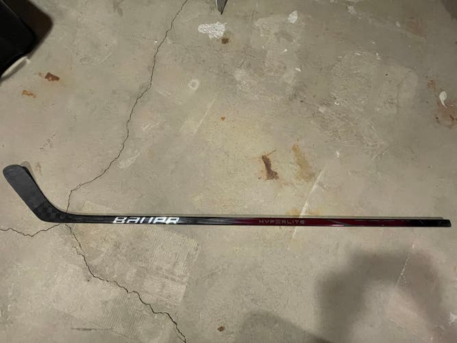 Senior Bauer Vapor Hyperlite 2 Right Handed Hockey Stick P14 87 Flex (Used)
