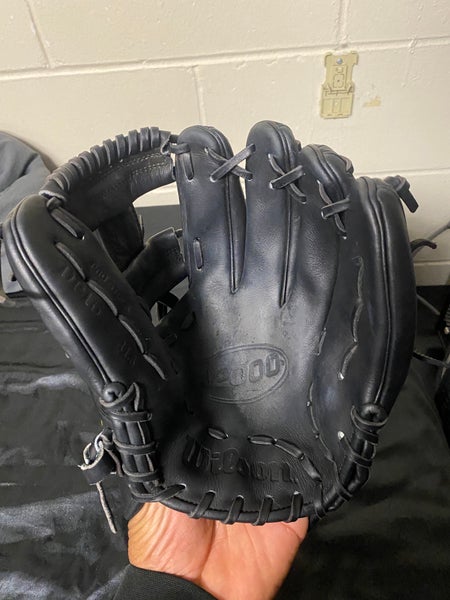 Wilson A2000 Classic DP15 11.5" Infield Baseball Glove