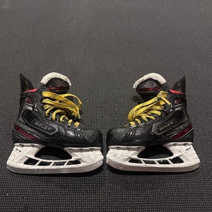 2019 Bauer Vapor 2X Hockey Skates Regular Width  Youth 11.5 (Used)