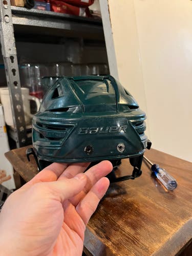 Medium Bauer Re-Akt 150 Helmet (Used)