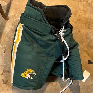 NMU Men's Senior Medium CCM HP32 Hockey Pants (Used)