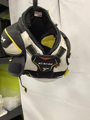 Used CCM SUPER TACKS Youth Shoulder Pads LG 11851-S000043482