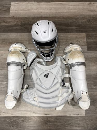 Easton Jen Schro Fundamental Catcher's Set