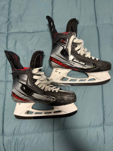 2019 Bauer Vapor 2X Pro Hockey Skates Regular Width 10 (Used)