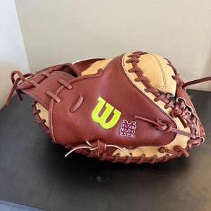 2025 Wilson A2000 1734 RH Catcher's Baseball Glove 34" (New)