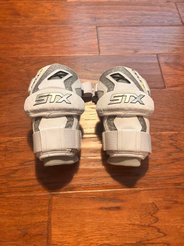 Large Youth STX Cell VI Arm Pads (Used)