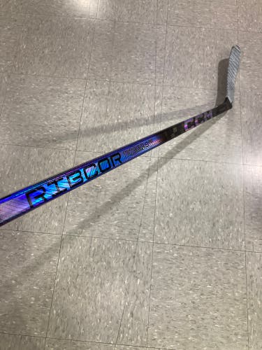 Junior CCM Ribcor Trigger 8 Pro Hockey Stick | LH P29