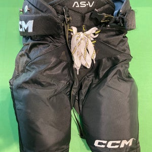 Junior Medium CCM Tacks AS-V Hockey Pants